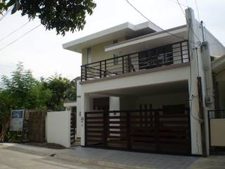 Reconstructed HC-Residence at Antipolo City, KDA Design + Architecture KDA Design + Architecture Casas unifamiliares