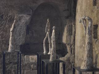 Allestimento per la mostra laboratorio “A MANI LIBERE” al Fortino Sant’Antonio di Bari, MALTA DI GERIS MALTA DI GERIS Otros espacios