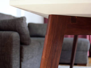 C+Tisch, Pizzeghello - Architekten Berlin Pizzeghello - Architekten Berlin Modern dining room Wood Wood effect