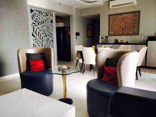 Apartment at Primanti Gurugram, EdgeHomes Architects EdgeHomes Architects Ruang Makan Gaya Eklektik Kayu Wood effect