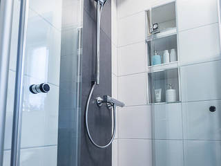 Kleines Badezimmer optimal durchdacht, BANOVO GmbH BANOVO GmbH حمام