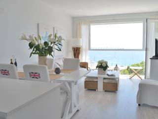 Ferienwohnung auf Mallorca, Select Living Interiors Select Living Interiors Living roomAccessories & decoration White