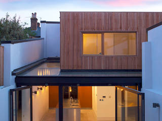 Oblique House, Moxy & Co Studio Moxy & Co Studio Rumah tinggal