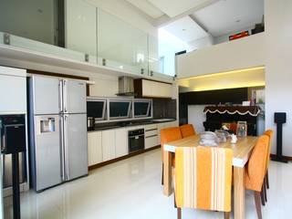 Living - Dining and Pantry - Cipete, Exxo interior Exxo interior Comedores de estilo moderno