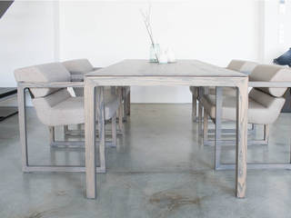 N_BLOGG - in Esche grau geölt, MBzwo MBzwo Scandinavian style dining room Solid Wood Multicolored