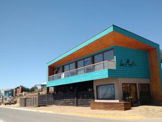 HOSTAL LA MAI, AVENIDA COSTANERA, PICHILEMU, KIMCHE ARQUITECTOS KIMCHE ARQUITECTOS บ้านไม้ ไม้ Wood effect