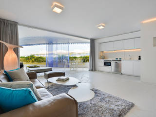 PENTHOUSE IBIZA, HTH DESIGN HTH DESIGN Kitchen