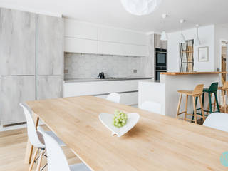 Scandinavian Style Kitchen Dining and Lounge, Katie Malik Design Studio Katie Malik Design Studio Scandinavian style kitchen