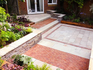 Small London Courtyard Garden, Ashley Thompson Garden Design Ashley Thompson Garden Design حديقة