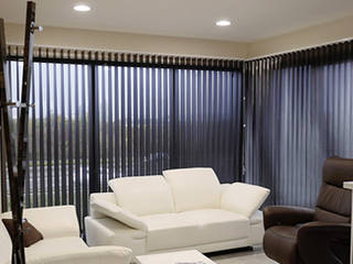 Vertical Blackout Blinds Ideas For your windows, Solar Blind Solar Blind Puertas y ventanas de estilo moderno Sintético Marrón