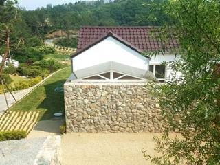 주택정원_강원도 횡성 단독주택 정원, (주)정원디자인더숲 (주)정원디자인더숲 Rustic style gardens