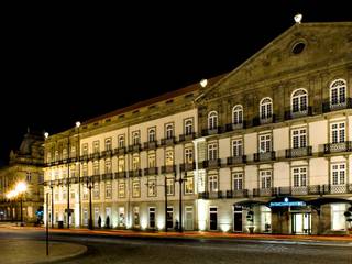 Hotel Intercontinental Porto, Palácio das Cardosas, Ferreira de Sá Ferreira de Sá Pasillos, vestíbulos y escaleras de estilo clásico