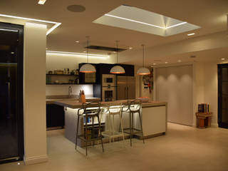 Surrey, MS Lighting Design MS Lighting Design Modern kitchen