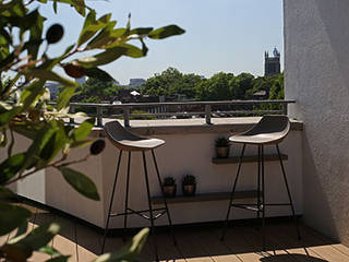 London Penthouse, Tara Cremer Designs Tara Cremer Designs Hiên, sân thượng phong cách hiện đại