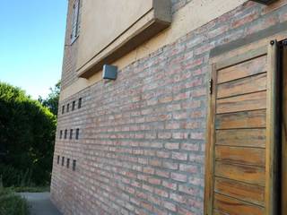 Casa de playa en Monte Hermoso, Inca Arquitectura Inca Arquitectura Single family home Bricks