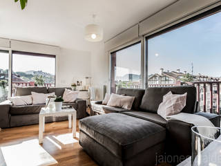 ESTILISMO Y FOTOGRAFÍA EN HONDARRIBIA GUIPUZCOA - ALQUILER VACACIONAL, jaione elizalde estilismo inmobiliario - home staging jaione elizalde estilismo inmobiliario - home staging Soggiorno in stile scandinavo