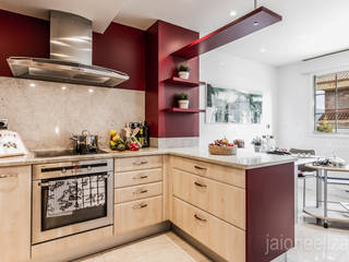 Cozinhas clássicas por jaione elizalde estilismo inmobiliario - home staging Clássico