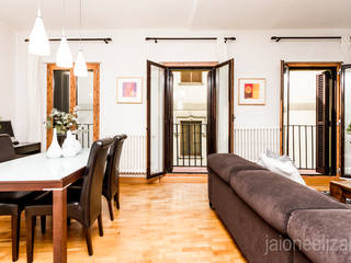 Salas de estar clássicas por jaione elizalde estilismo inmobiliario - home staging Clássico