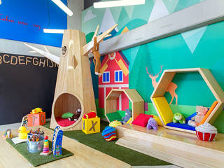 Zona Infantil, Maria Mentira Studio Maria Mentira Studio Modern Living Room Wood Wood effect
