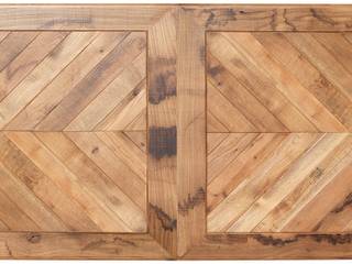 Tavolo in legno vecchio, LA BOTTEGA DEL FALEGNAME LA BOTTEGA DEL FALEGNAME Kitchen Solid Wood Wood effect