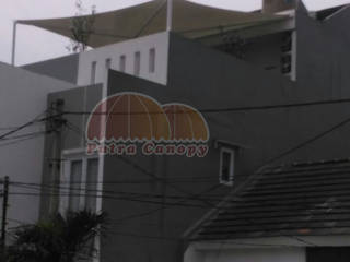 Tenda Membrane Jakarta , Putra Canopy Putra Canopy Balkon, Beranda & Teras Modern Bahan Sintetis Brown