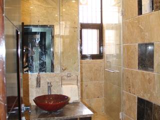 Garg Residence, KHOWAL ARCHITECTS + PLANNERS KHOWAL ARCHITECTS + PLANNERS Modern bathroom