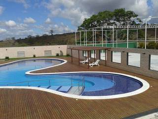 Área de Lazer - Condomínio Gravata Serraville, kleyton abreu arquitetura kleyton abreu arquitetura 庭院泳池