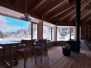 里山の家 SATOYAMA HOUSE TOYAMA，JAPAN, 水野建築研究所 水野建築研究所 Living room Wood Wood effect