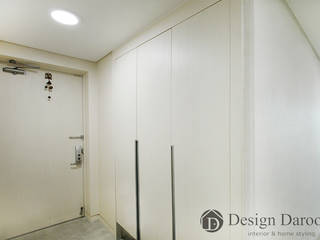 송파동 레이크 해모로 , Design Daroom 디자인다룸 Design Daroom 디자인다룸 Modern Corridor, Hallway and Staircase