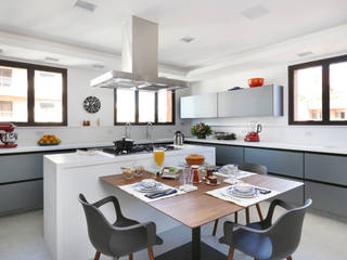 Apto Moema - Cozinha, Start Arquitetura Start Arquitetura Built-in kitchens