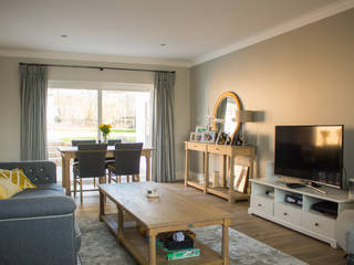 Wembley Home Refurbishment, Patience Designs Studio Ltd Patience Designs Studio Ltd Modern living room