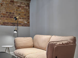 Alaska Buildings, London, Studio HE (S /HE) Studio HE (S /HE) Minimalist living room