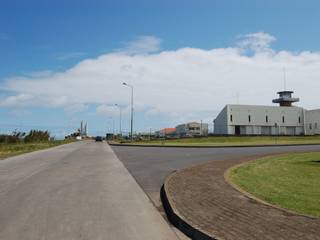 Intervenção no Porto da Praia da Vitória, PE. Projectos de Engenharia, LDa PE. Projectos de Engenharia, LDa Pavimento