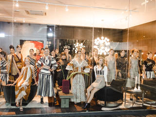 ​Artefacto Curitiba inaugura novas vitrines, Artefacto Curitiba Artefacto Curitiba Modern dining room