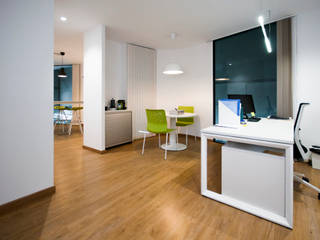Oficinas para una empresa de troquelado, WOHA arquitectura WOHA arquitectura Moderne kantoorgebouwen