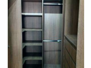 Apartamento Ito, Mindu Arquitetura Mindu Arquitetura Modern style dressing rooms Wood Wood effect