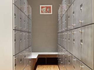 在游大俠裡找自己, 舍子美學設計有限公司 舍子美學設計有限公司 Modern Dressing Room