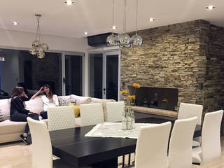 Casa en San Benito, Estudio Enlace Estudio Enlace Modern Dining Room Stone