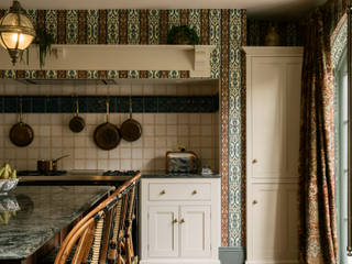The House of Hackney Kitchen by deVOL, deVOL Kitchens deVOL Kitchens Eclectic style kitchen Solid Wood Multicolored