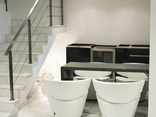 Puerto Banus , Design Group Latinamerica Design Group Latinamerica Moderne gangen, hallen & trappenhuizen