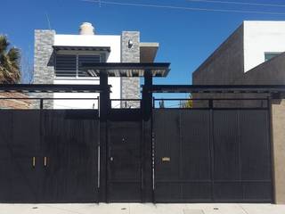 LOCAL COMERCIAL, DALSE Construccion & Remodelación DALSE Construccion & Remodelación Detached home کنکریٹ