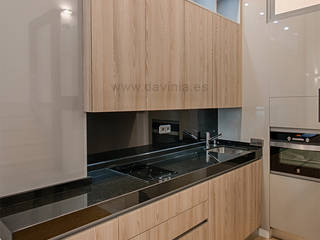 Cocina ático Loft en Centro de Madrid, Davinia | Mobiliario de cocina y armarios Davinia | Mobiliario de cocina y armarios Modern kitchen