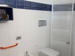 APPARTAMENTO NEL CILENTO , SUPER BLOC SRL SUPER BLOC SRL Ванная комната в стиле модерн