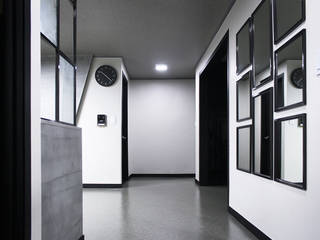 관악 현대아파트, 제시카디자인그룹 제시카디자인그룹 Modern corridor, hallway & stairs