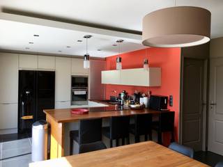 Rénovation d'une une villa, HOME feeling HOME feeling Built-in kitchens Beige
