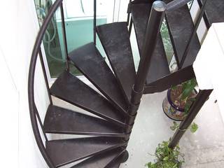 Escalera combinada modelo FLORENCIA, HELIKA Scale HELIKA Scale Escadas Ferro/Aço Multicolor