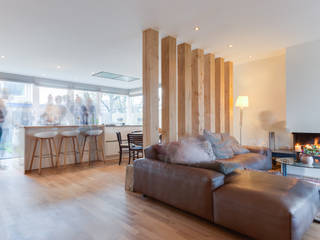 Renovation of a '70 house, Dineke Dijk Architecten Dineke Dijk Architecten Nowoczesny salon