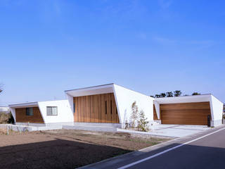 G2-house「向かい合う家」, Architect Show Co.,Ltd Architect Show Co.,Ltd Modern Houses