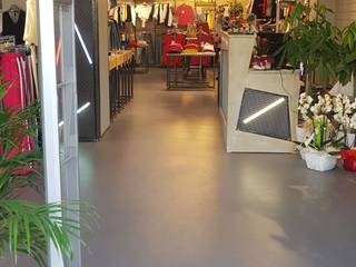 Negozio My Style_Firenze, COVERMAX RESINE COVERMAX RESINE Office spaces & stores Grey