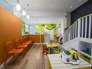 Peluquería infantil en CC Las Rozas, AM interiors - designs AM interiors - designs Коммерческие помещения